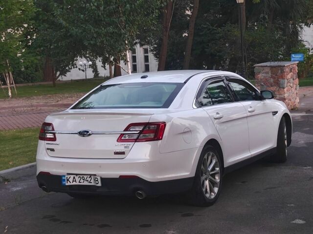 Білий Форд Taurus, об'ємом двигуна 3.5 л та пробігом 79 тис. км за 13200 $, фото 21 на Automoto.ua
