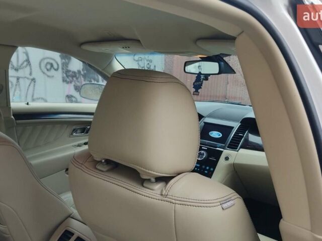 Білий Форд Taurus, об'ємом двигуна 3.5 л та пробігом 79 тис. км за 13200 $, фото 38 на Automoto.ua