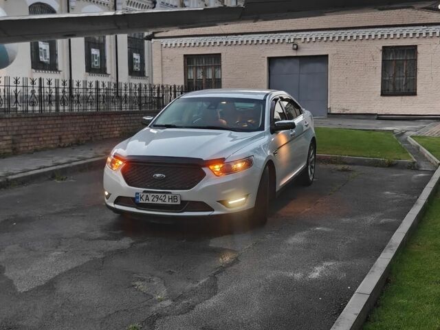 Білий Форд Taurus, об'ємом двигуна 3.5 л та пробігом 79 тис. км за 13200 $, фото 17 на Automoto.ua