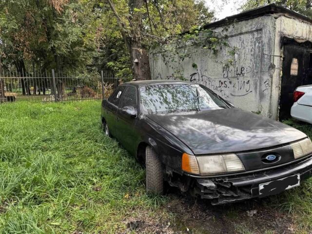 Чорний Форд Taurus, об'ємом двигуна 0 л та пробігом 300 тис. км за 650 $, фото 2 на Automoto.ua