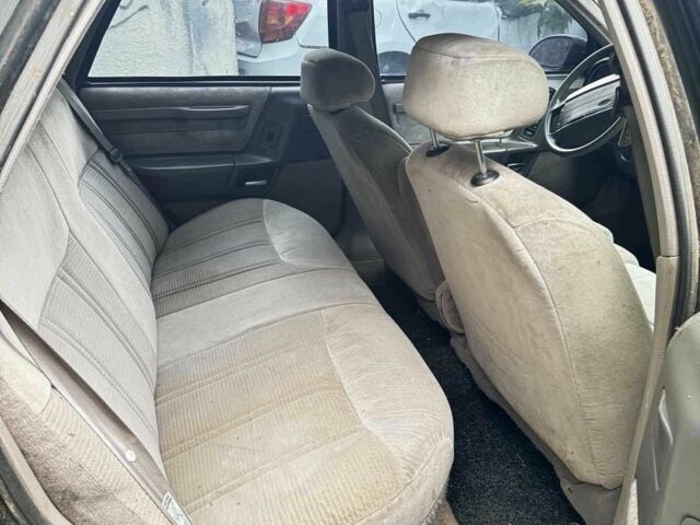 Чорний Форд Taurus, об'ємом двигуна 0 л та пробігом 300 тис. км за 650 $, фото 9 на Automoto.ua