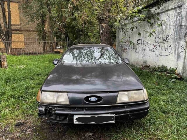 Чорний Форд Taurus, об'ємом двигуна 0 л та пробігом 300 тис. км за 650 $, фото 1 на Automoto.ua
