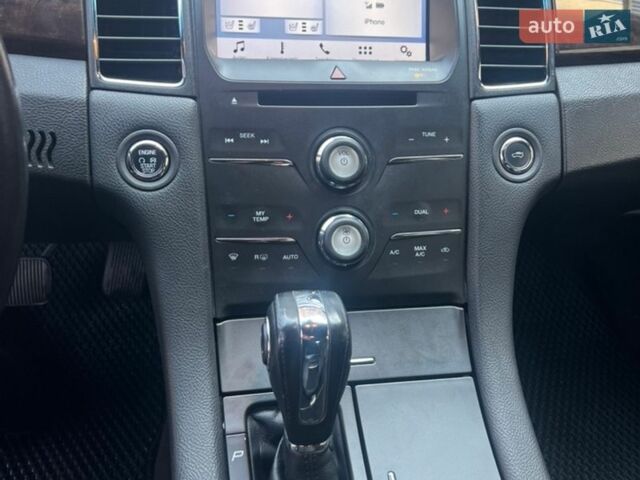 Чорний Форд Taurus, об'ємом двигуна 3.5 л та пробігом 196 тис. км за 9800 $, фото 9 на Automoto.ua