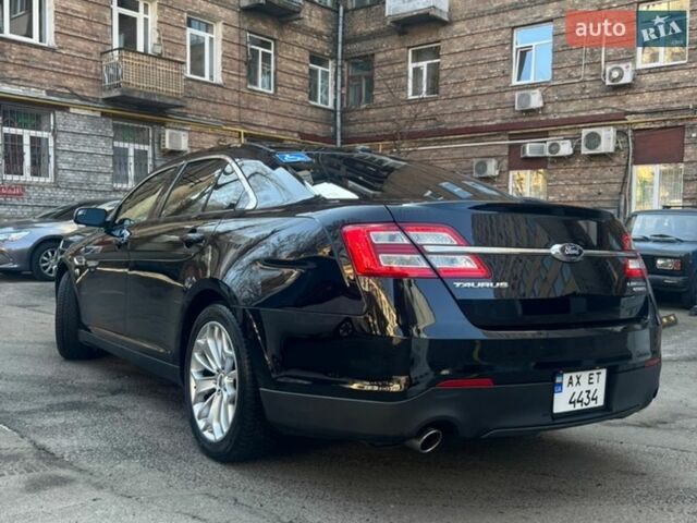 Чорний Форд Taurus, об'ємом двигуна 3.5 л та пробігом 196 тис. км за 9800 $, фото 4 на Automoto.ua