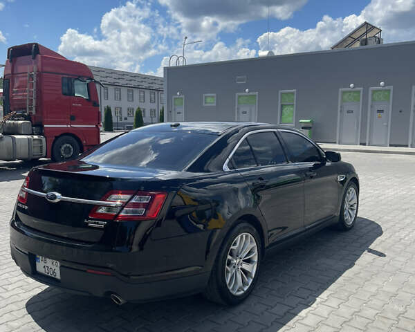 Черный Форд Таурус, объемом двигателя 3.5 л и пробегом 143 тыс. км за 10400 $, фото 5 на Automoto.ua