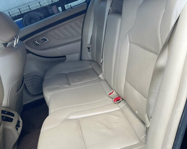 Черный Форд Таурус, объемом двигателя 3.5 л и пробегом 143 тыс. км за 10400 $, фото 9 на Automoto.ua