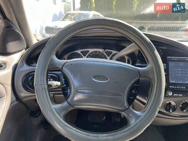 Фіолетовий Форд Taurus, об'ємом двигуна 3 л та пробігом 300 тис. км за 1750 $, фото 18 на Automoto.ua