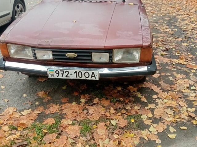 Форд Таурус 1981 в Гоще на Automoto.ua Красный Форд Таурус, объемом двигателя 2 л и пробегом 300 тыс. км за 453 $, фото 2 на Automoto.ua