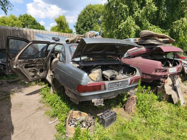 Красный Форд Таурус, объемом двигателя 3 л и пробегом 200 тыс. км за 559 $, фото 8 на Automoto.ua