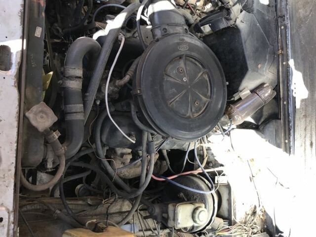 Сірий Форд Taurus, об'ємом двигуна 0 л та пробігом 400 тис. км за 350 $, фото 5 на Automoto.ua