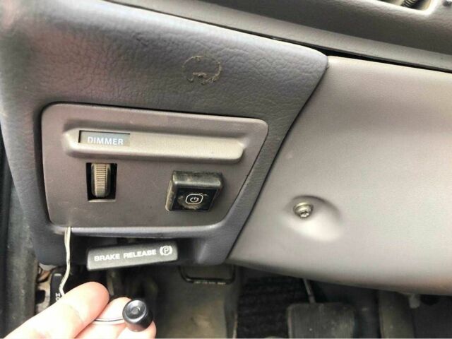 Серый Форд Таурус, объемом двигателя 3 л и пробегом 50 тыс. км за 1200 $, фото 8 на Automoto.ua