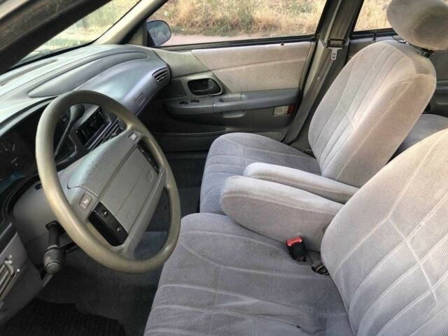 Серый Форд Таурус, объемом двигателя 3 л и пробегом 50 тыс. км за 1200 $, фото 7 на Automoto.ua