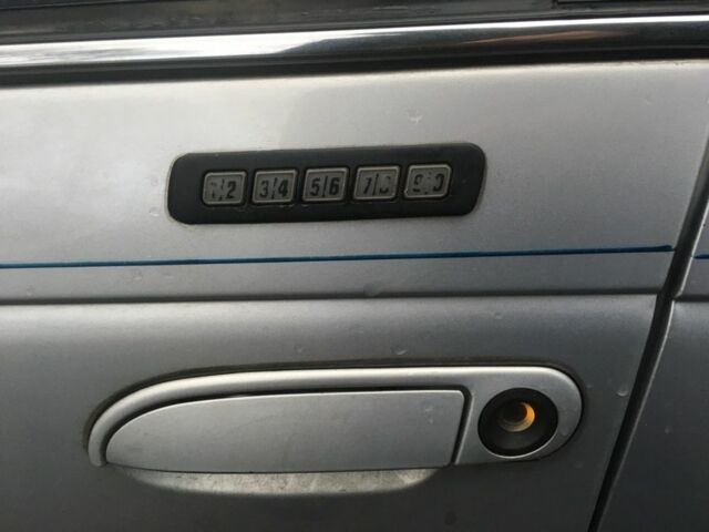 Сірий Форд Taurus, об'ємом двигуна 3.8 л та пробігом 2 тис. км за 4800 $, фото 4 на Automoto.ua