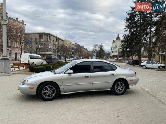 Сірий Форд Taurus, об'ємом двигуна 2.96 л та пробігом 250 тис. км за 1950 $, фото 5 на Automoto.ua