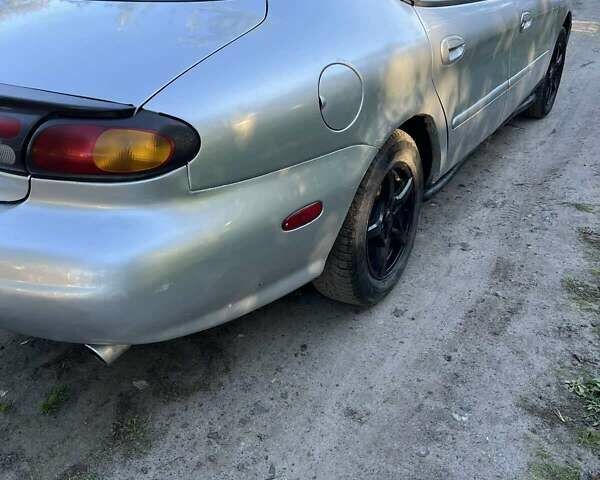 Серый Форд Таурус, объемом двигателя 2.93 л и пробегом 200 тыс. км за 2999 $, фото 7 на Automoto.ua