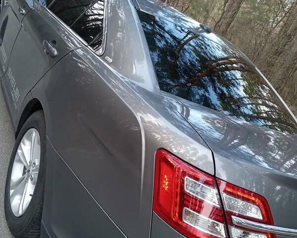 Сірий Форд Taurus, об'ємом двигуна 3.5 л та пробігом 210 тис. км за 9999 $, фото 6 на Automoto.ua