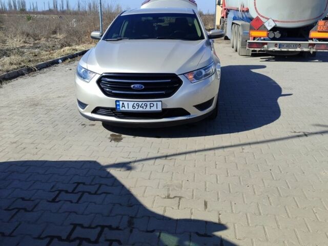 Сірий Форд Taurus, об'ємом двигуна 3.5 л та пробігом 162 тис. км за 11000 $, фото 3 на Automoto.ua