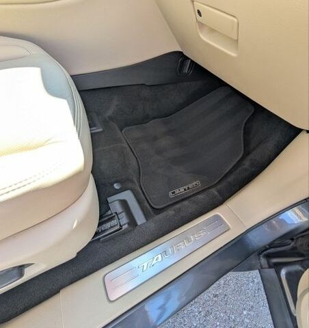 Серый Форд Таурус, объемом двигателя 3.5 л и пробегом 158 тыс. км за 12900 $, фото 21 на Automoto.ua