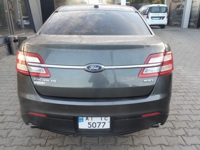 Серый Форд Таурус, объемом двигателя 3.5 л и пробегом 154 тыс. км за 10800 $, фото 7 на Automoto.ua