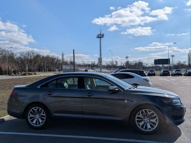 Сірий Форд Taurus, об'ємом двигуна 3.5 л та пробігом 158 тис. км за 12300 $, фото 2 на Automoto.ua