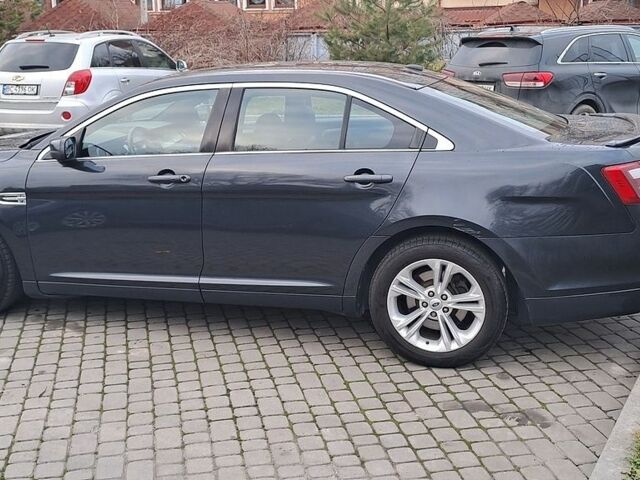 Сірий Форд Taurus, об'ємом двигуна 3.5 л та пробігом 92 тис. км за 12900 $, фото 4 на Automoto.ua