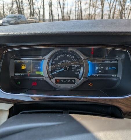 Серый Форд Таурус, объемом двигателя 3.5 л и пробегом 158 тыс. км за 12900 $, фото 22 на Automoto.ua