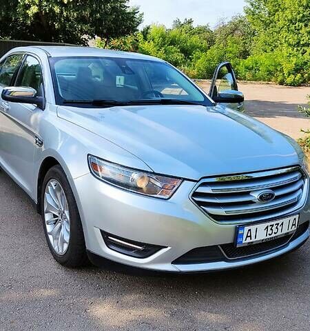 Серый Форд Таурус, объемом двигателя 3.5 л и пробегом 109 тыс. км за 16800 $, фото 1 на Automoto.ua