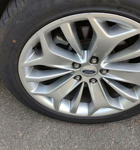 Серый Форд Таурус, объемом двигателя 3.5 л и пробегом 109 тыс. км за 16800 $, фото 18 на Automoto.ua