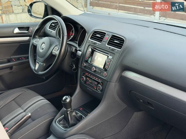 Сірий Форд Taurus, об'ємом двигуна 3.5 л та пробігом 91 тис. км за 15100 $, фото 16 на Automoto.ua