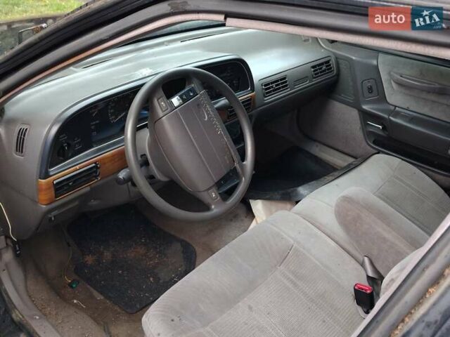 Синий Форд Таурус, объемом двигателя 0 л и пробегом 350 тыс. км за 650 $, фото 1 на Automoto.ua