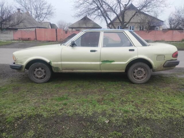 Зеленый Форд Таурус, объемом двигателя 2 л и пробегом 77 тыс. км за 450 $, фото 2 на Automoto.ua