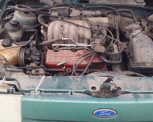 Зеленый Форд Темпо, объемом двигателя 2.45 л и пробегом 250 тыс. км за 1000 $, фото 4 на Automoto.ua