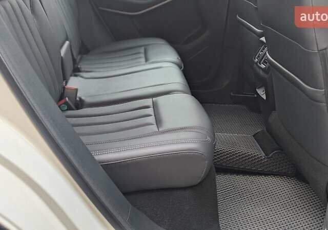 Белый Форд Территори, объемом двигателя 0 л и пробегом 50 тыс. км за 18499 $, фото 48 на Automoto.ua