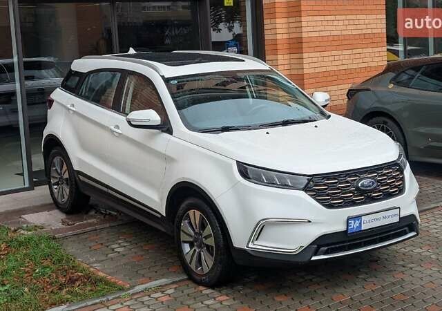 Белый Форд Территори, объемом двигателя 0 л и пробегом 50 тыс. км за 18499 $, фото 60 на Automoto.ua