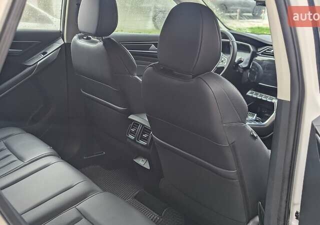 Белый Форд Территори, объемом двигателя 0 л и пробегом 50 тыс. км за 18499 $, фото 49 на Automoto.ua