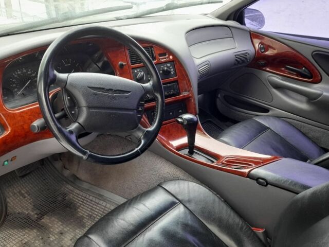 Чорний Форд Тандерберд, об'ємом двигуна 3.8 л та пробігом 212 тис. км за 3000 $, фото 4 на Automoto.ua