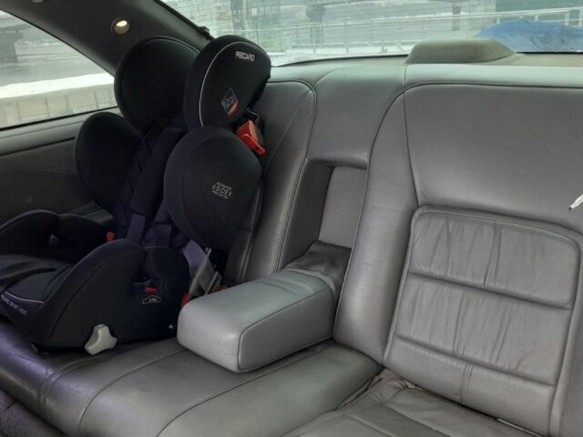 Чорний Форд Тандерберд, об'ємом двигуна 3.8 л та пробігом 212 тис. км за 3000 $, фото 6 на Automoto.ua