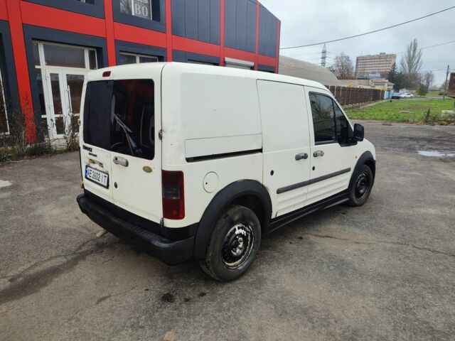 Белый Форд Турнео Коннект, объемом двигателя 1.8 л и пробегом 250 тыс. км за 1500 $, фото 4 на Automoto.ua