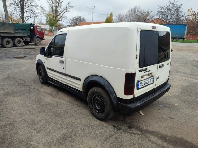 Белый Форд Турнео Коннект, объемом двигателя 1.8 л и пробегом 250 тыс. км за 1500 $, фото 3 на Automoto.ua