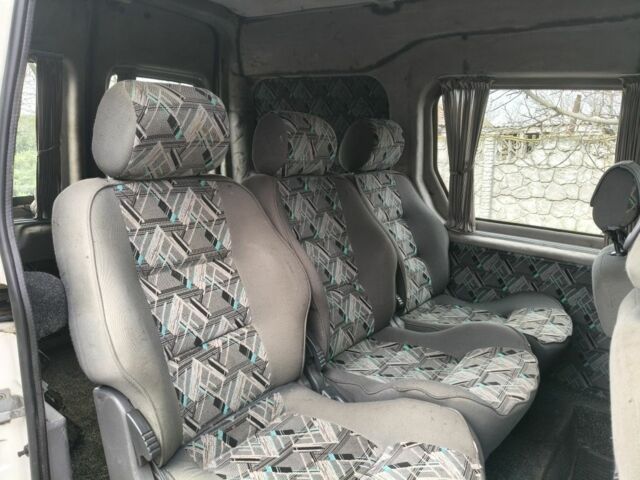 Білий Форд Турнео Коннект, об'ємом двигуна 1.8 л та пробігом 3 тис. км за 3000 $, фото 4 на Automoto.ua