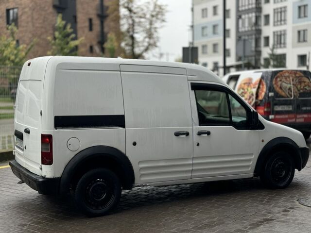 Белый Форд Турнео Коннект, объемом двигателя 1.7 л и пробегом 260 тыс. км за 1700 $, фото 1 на Automoto.ua