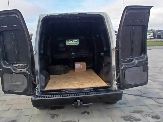 Белый Форд Турнео Коннект, объемом двигателя 1.8 л и пробегом 1000 тыс. км за 4200 $, фото 20 на Automoto.ua