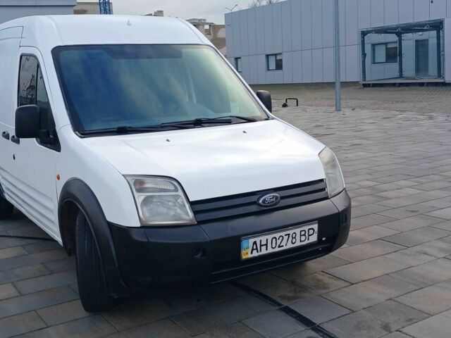 Белый Форд Турнео Коннект, объемом двигателя 1.8 л и пробегом 1000 тыс. км за 4200 $, фото 7 на Automoto.ua