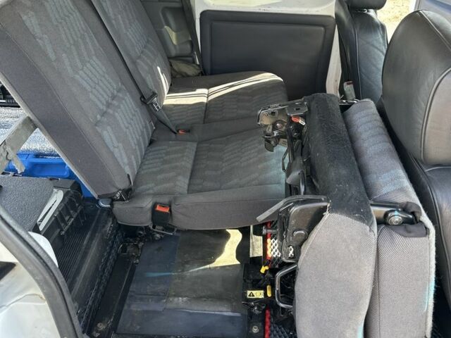 Белый Форд Турнео Коннект, объемом двигателя 1.8 л и пробегом 316 тыс. км за 5500 $, фото 9 на Automoto.ua