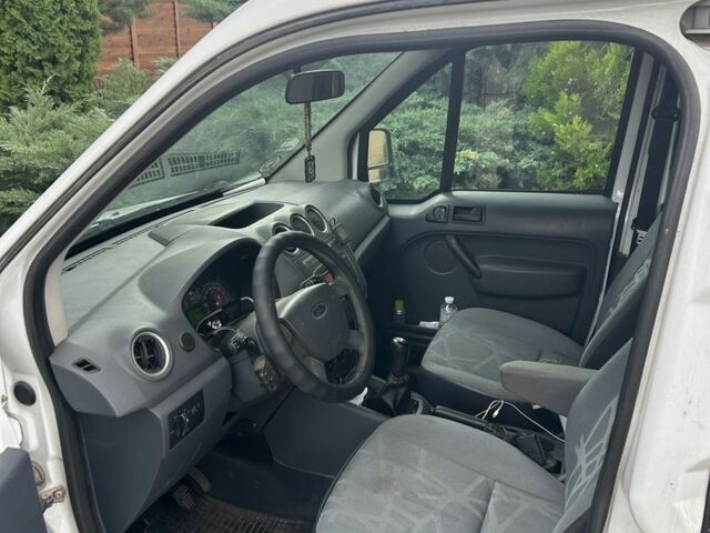 Білий Форд Турнео Коннект, об'ємом двигуна 1.8 л та пробігом 200 тис. км за 3900 $, фото 5 на Automoto.ua