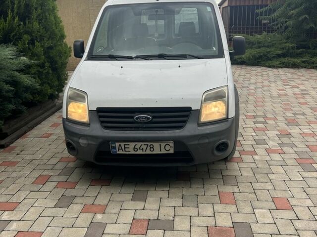 Білий Форд Турнео Коннект, об'ємом двигуна 1.8 л та пробігом 200 тис. км за 3900 $, фото 3 на Automoto.ua