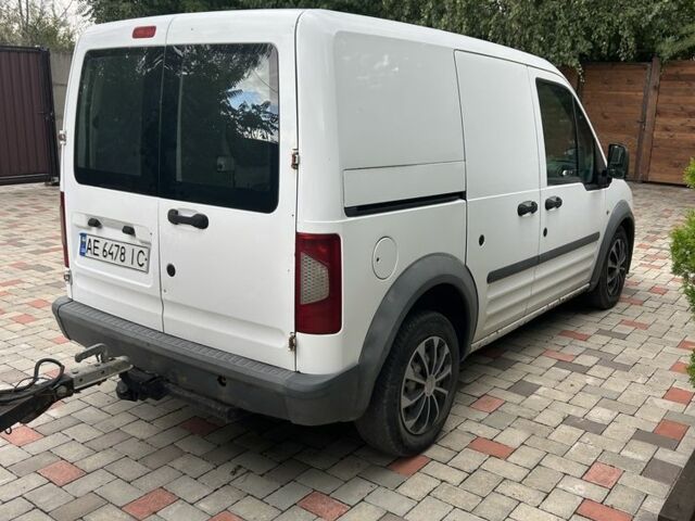 Білий Форд Турнео Коннект, об'ємом двигуна 1.8 л та пробігом 200 тис. км за 3900 $, фото 1 на Automoto.ua