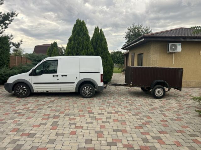 Білий Форд Турнео Коннект, об'ємом двигуна 1.8 л та пробігом 200 тис. км за 3900 $, фото 4 на Automoto.ua