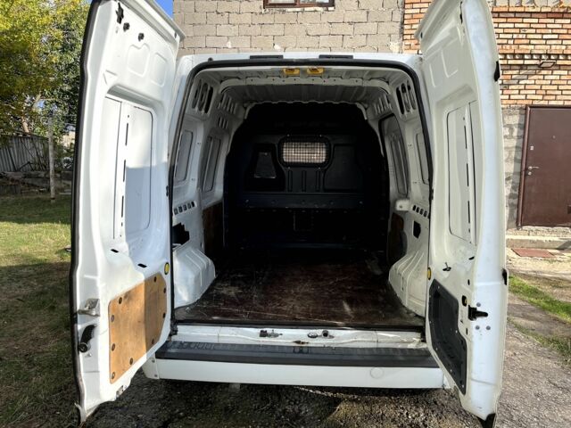 Форд Турнео Коннект 2013 у Запоріжжя на Automoto.ua Білий Форд Турнео Коннект, об'ємом двигуна 1.8 л та пробігом 314 тис. км за 5300 $, фото 5 на Automoto.ua