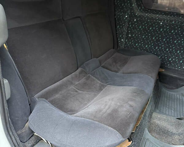 Белый Форд Турнео Коннект, объемом двигателя 1.75 л и пробегом 450 тыс. км за 4100 $, фото 13 на Automoto.ua